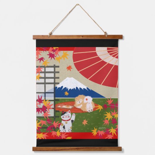 AKI Chow Wood Topped Wall Tapestry Wandteppich Mit Holzrahmen (Vorderseite)