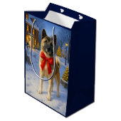 Akita Holiday  Mittlere Geschenktüte (Rückseite Schrägansicht)