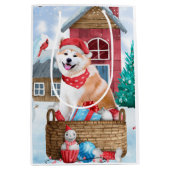 Akita Hund im Schnee Weihnachts-Hundehaus Mittlere Geschenktüte (Vorderseite)