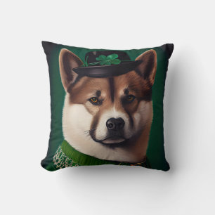 Akita-Hund in St. Patrick's Day-Kleid Kissen