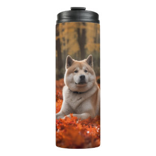 Akita im Herbst Leaves Fall Inspiriert Thermosbecher