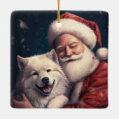 Akita mit dem Weihnachtsmann Weihnachten Keramikornament (Rückseite)