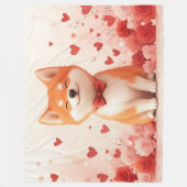 Akita mit Rose - Valentinstag Fleecedecke (Vorderseite)
