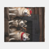 Akita von der Feuerstelle Weihnachten Fleecedecke (Vorderseite (Horizontal))
