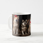 Akita von der Feuerstelle Weihnachten Kaffeetasse (Vorderseite Links)