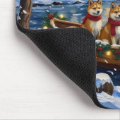 Akita Weihnachtsboot-Feiertag Mousepad (Ecke)
