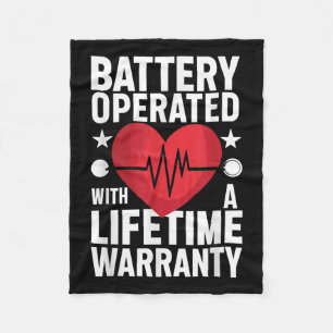 Akku, der mit einem Herz für die lebenslange Garan Fleecedecke