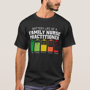 Akkulaufzeit eines Krankenpfleger T-Shirt