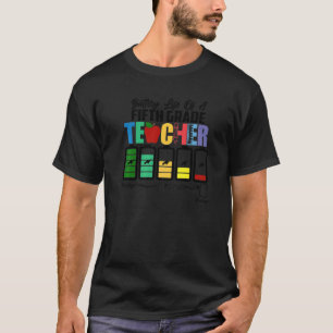 Akkulaufzeit eines Lehrers der fünften Klasse T-Shirt