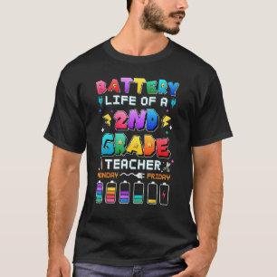 Akkulaufzeit eines Lehrers der zweiten Klasse zurü T-Shirt
