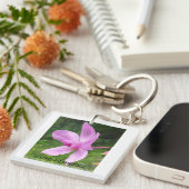 Akryllischer Schlüsselanhänger mit schöner Blume (Vorderseite rechts)
