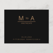 Aktuelle Schwarz/Gold-Monogramm Save the Date Ankündigungspostkarte (Vorderseite)