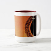 Akustische Gitarre-Holzmusikkunst Zweifarbige Tasse (VorderseiteRechts)