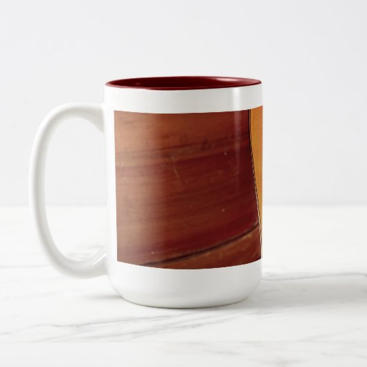 Akustische Gitarre-Holzmusikkunst Zweifarbige Tasse (Links)