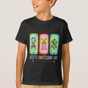 Akzeptiere verstehe liebe kokette Autismus-Bewusst T-Shirt