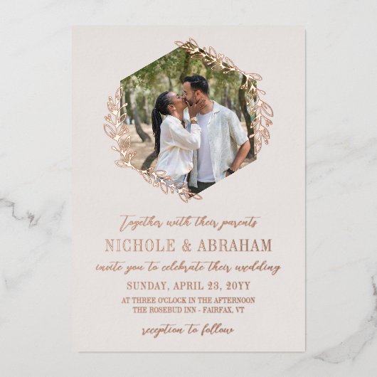 Alabaster Hexagon Rose Gold Wreath Foto Wedding Folieneinladung (Vorderseite)