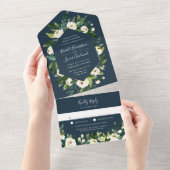 Alabaster | Hochzeitsarbeiten mit weißem Blumenrah All In One Einladung (Abreißen)