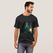 Alan Carr Celebrityraitors Lantern Cloak Meme girl T-Shirt (Vorne ganz)