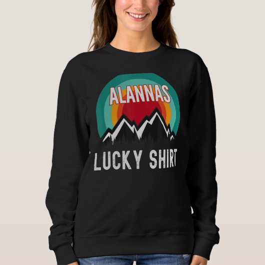 Alannas Lucky Sweatshirt (Vorderseite)