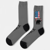 Alaska and Bear Silhouette, US Flag Socken (Linkes Detail)