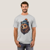 Alaska Bear with Beanie  T-Shirt (Vorne ganz)