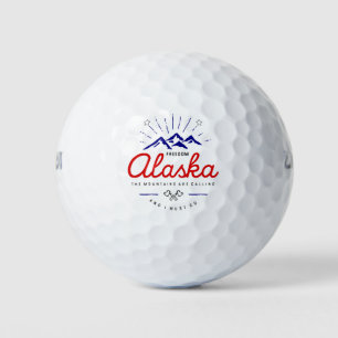 Alaska-Berge fordern, dass ich hellfarbig werde Golfball