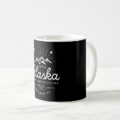 Alaska-Berge rufen mich an, ich muss Mono Dark Kaffeetasse (VorderseiteRechts)
