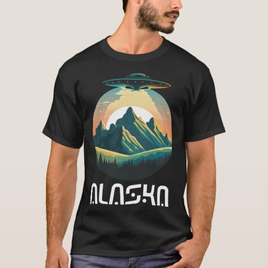 Alaska UFO For UFO and Alien Fans T-Shirt (Vorderseite)
