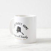 Alaska Zuhause Sweet Zuhause Family Monogram Tasse (Vorderseite Links)