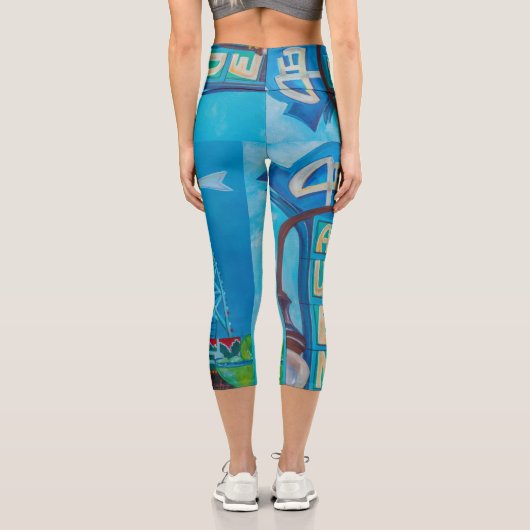 Alaskan 4. Ave. Marquee Capri Leggings (Rückseite)