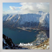 Alaskan Gebirge und Stadt Unterhalb Poster (Vorne)