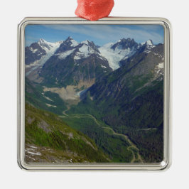 Alaskan Glacier Carved Valley Ornament Aus Metall