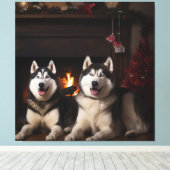 Alaskan Malamute am Feuerplatz Weihnachten Leinwanddruck (Insitu (Holzboden))