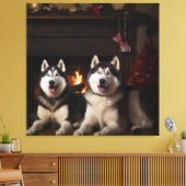 Alaskan Malamute am Feuerplatz Weihnachten Leinwanddruck (Insitu (Wohnzimmer))