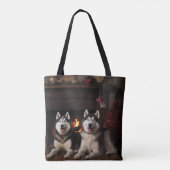 Alaskan Malamute am Feuerplatz Weihnachten Tasche (Rückseite)