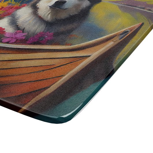 Alaskan Malamute Dog on Paddle: Ein Landschaftlich Schneidebrett (Ecke)