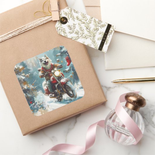 Alaskan Malamute Dog Riding Motorrad Weihnachten Quadratischer Aufkleber (Schenken)