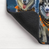 Alaskan Malamute Halloween Spooky Mousepad (Ecke)