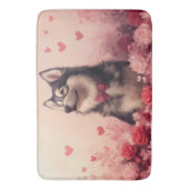Alaskan Malamute mit Rose - Valentinstag Badematte (Vorderseite Vertikal)