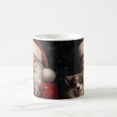 Alaskan Malamute mit Weihnachten des Weihnachtsman Kaffeetasse (Mittel)