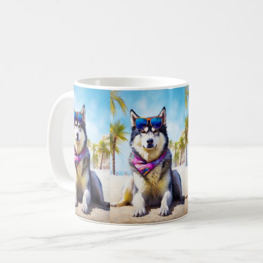 Alaskan Malamute on Beach, Sommergeschenk Kaffeetasse (Vorderseite Links)