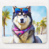 Alaskan Malamute on Beach, Sommergeschenk Mousepad (Vorne)
