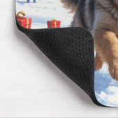 Alaskan Malamute Weihnachtsfest Schneeszene Mousepad (Ecke)