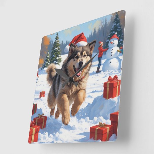 Alaskan Malamute Weihnachtsfest Schneeszene Quadratische Wanduhr (Winkel)