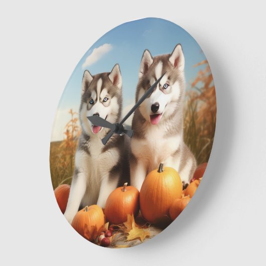 Alaskan Malamute Welpe Herbst Delight Pumpkin Große Wanduhr (Winkel)
