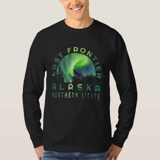 Alaskan Northern Lights with Wolf T-Shirt (Vorderseite)