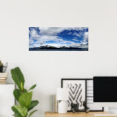 Alaskan Sky, Berge und Ocean Panorama Poster (Heimbüro)