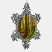 Alaskan Temperate Rainforest Schneeflocken Zinn-Ornament (Links)