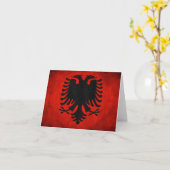 albanische Flagge Karte (Gelbe Blume)