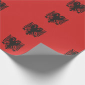 Albanische Flagge überall Geschenkpapier (Ecke)